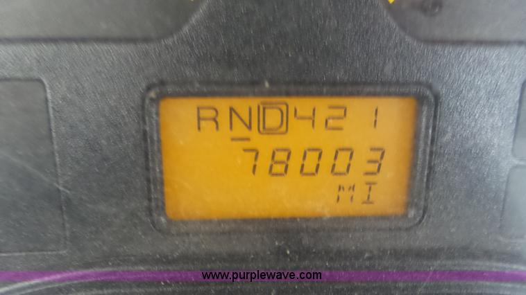 image for item L3574 2006 International 3000 bus