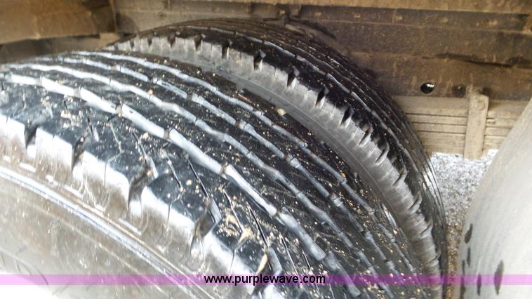 image for item L3575 2008 Chevrolet Express 3500 mid bus