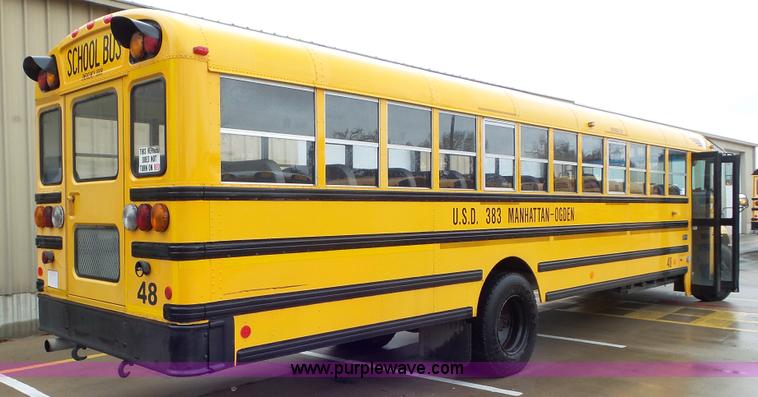 image for item L3577 2006 International 3000 bus