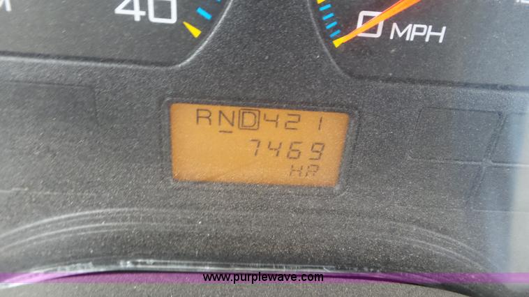 image for item L3577 2006 International 3000 bus