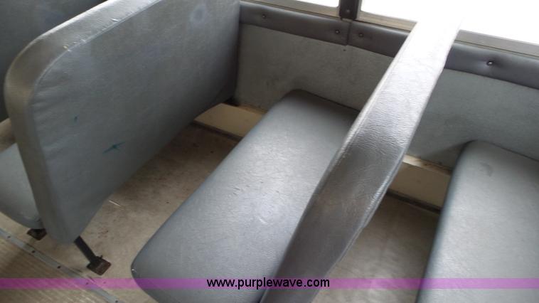 image for item L3577 2006 International 3000 bus