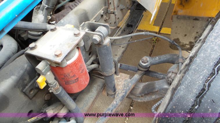 image for item L3577 2006 International 3000 bus