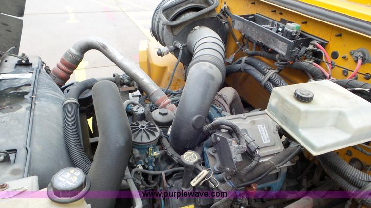 image for item L3577 2006 International 3000 bus