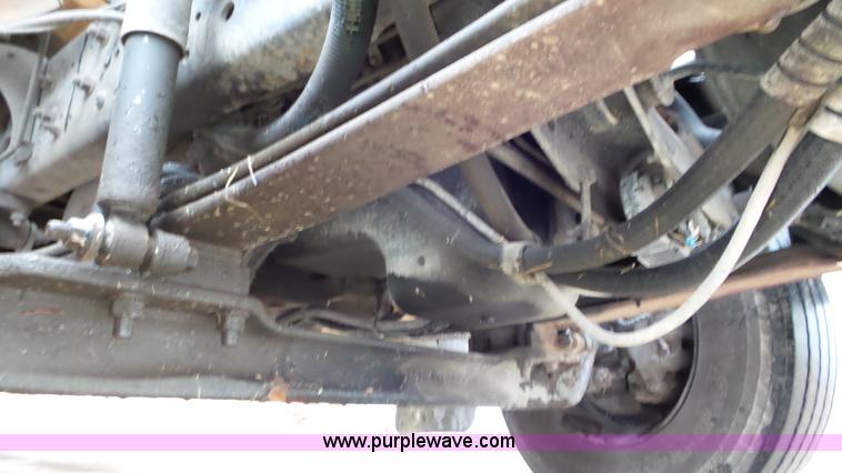 image for item L3577 2006 International 3000 bus