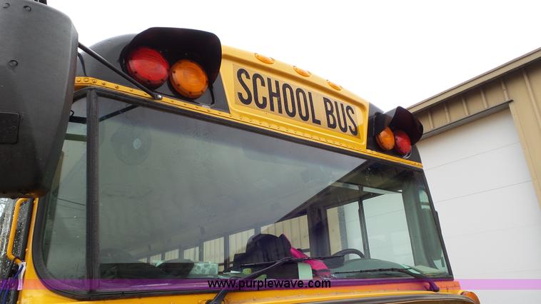 image for item L3577 2006 International 3000 bus