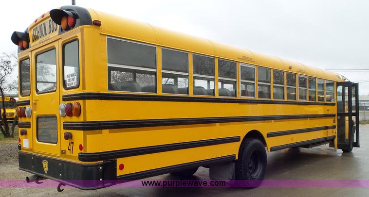 image for item L3579 2006 International 3000 bus
