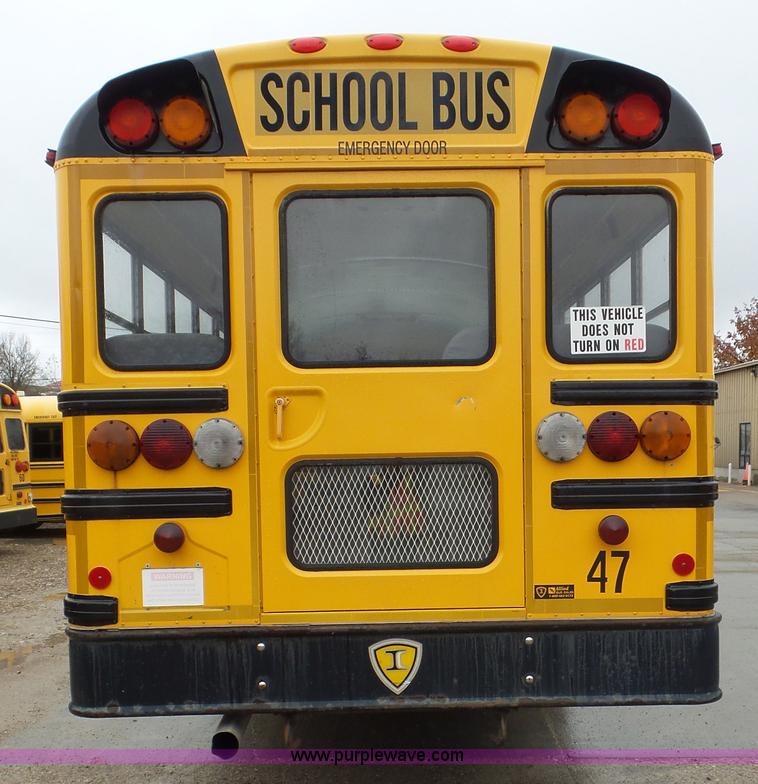 image for item L3579 2006 International 3000 bus