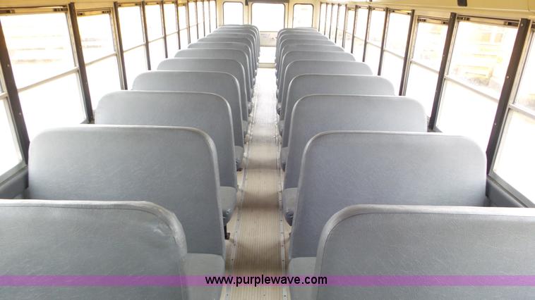 image for item L3579 2006 International 3000 bus