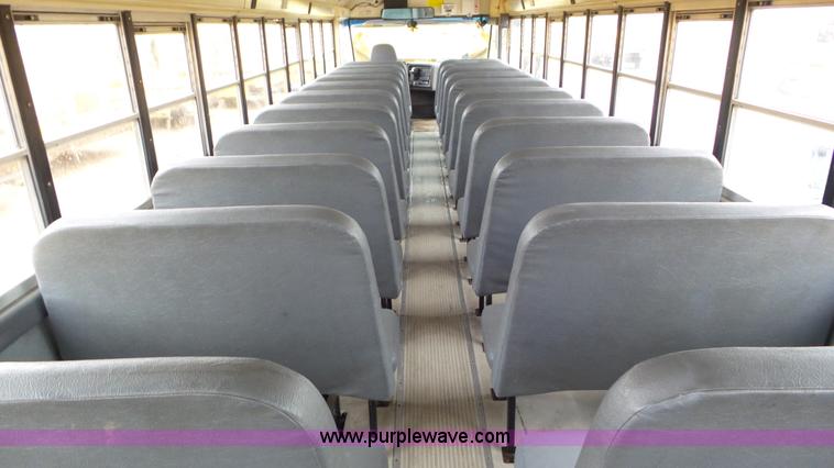 image for item L3579 2006 International 3000 bus