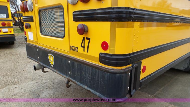 image for item L3579 2006 International 3000 bus