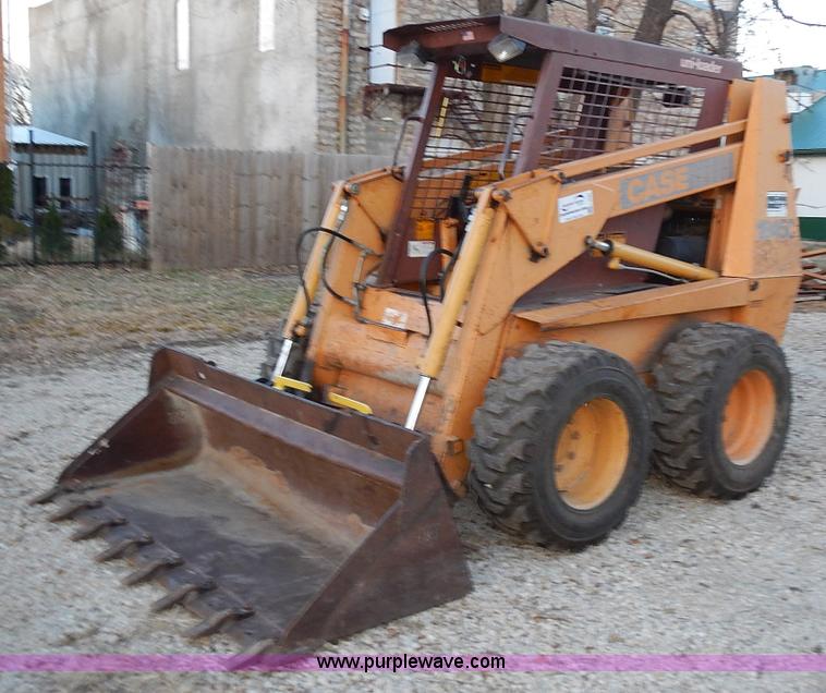 image for item L3587 1988 Case 1845C skid steer