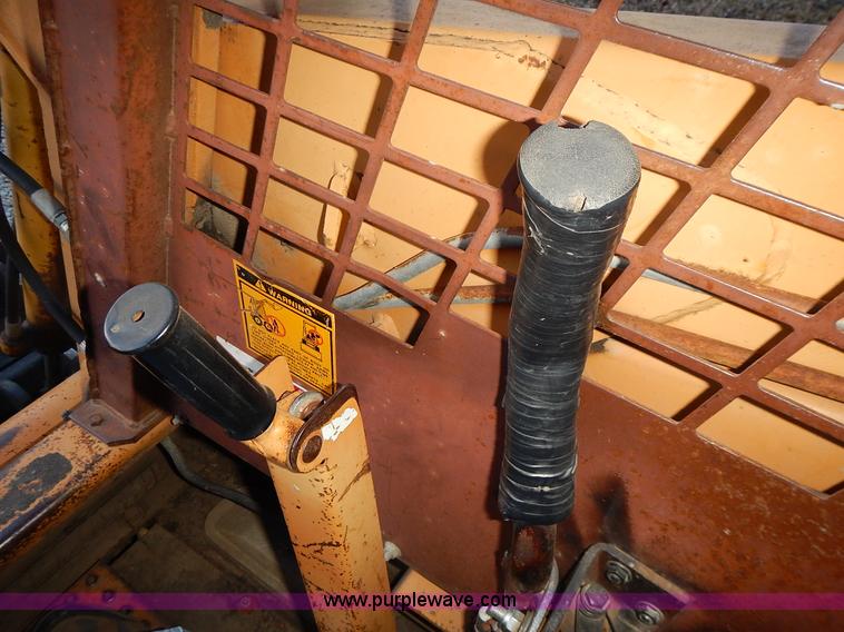 image for item L3587 1988 Case 1845C skid steer