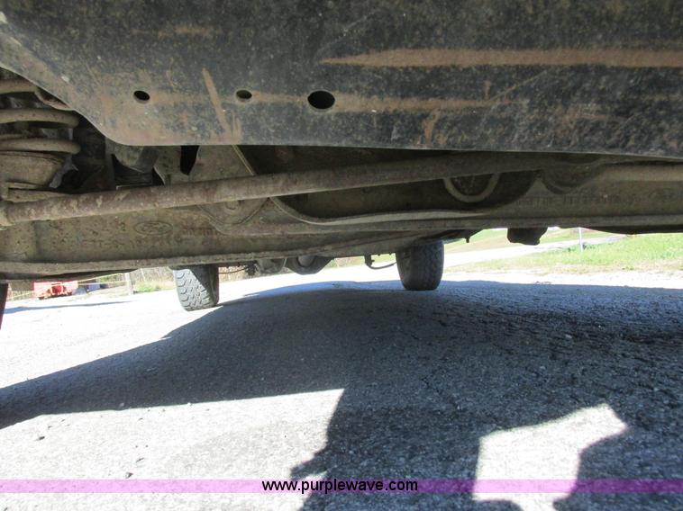 image for item L4136 1991 Ford F150 pickup truck