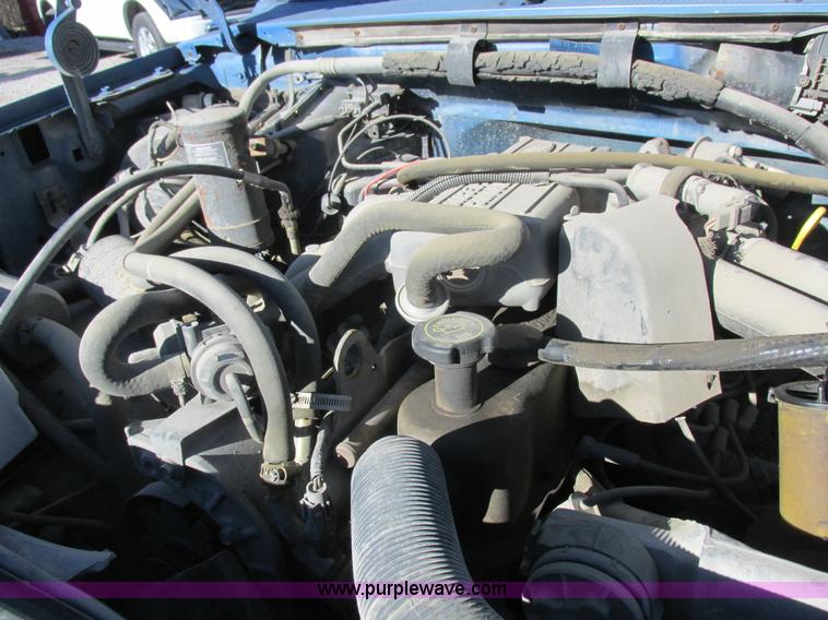 image for item L4136 1991 Ford F150 pickup truck