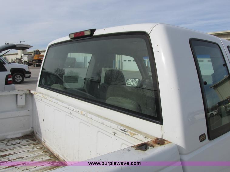 image for item L4146 1998 Chevrolet Silverado 1500 pickup truck