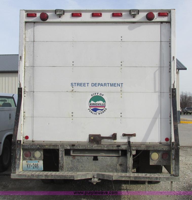 image for item L4147 1990 Ford Econoline 350 box truck