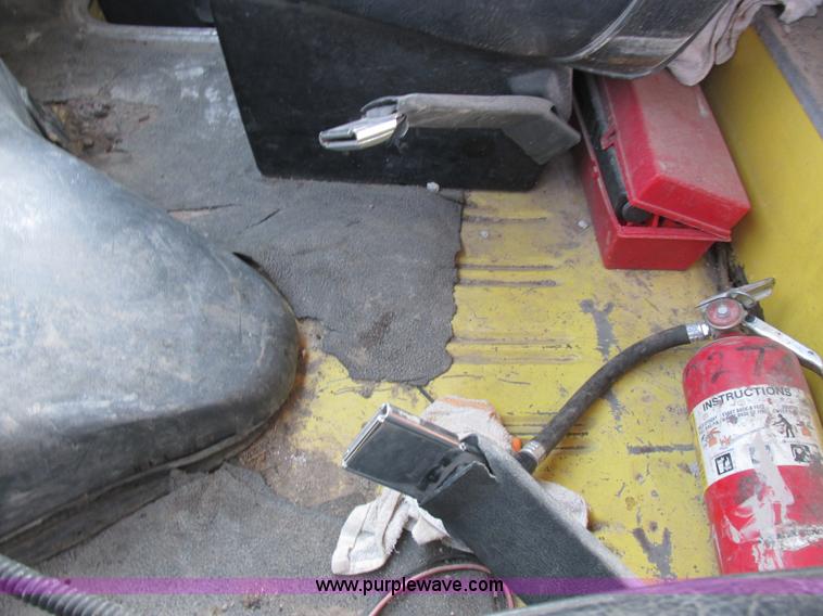 image for item L4147 1990 Ford Econoline 350 box truck