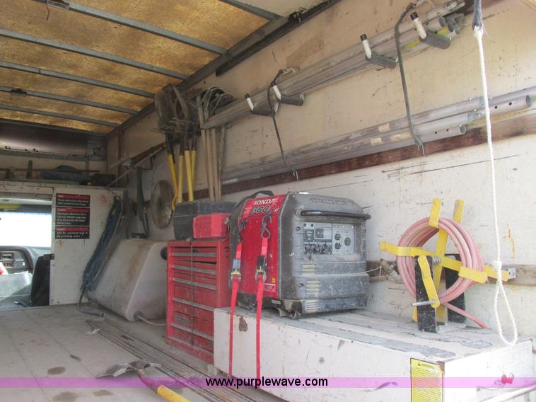 image for item L4147 1990 Ford Econoline 350 box truck