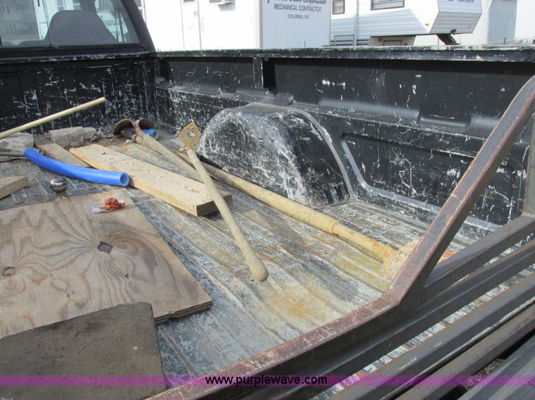 image for item L4202 1998 Chevrolet 3500 pickup truck