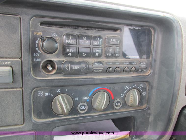 image for item L4202 1998 Chevrolet 3500 pickup truck