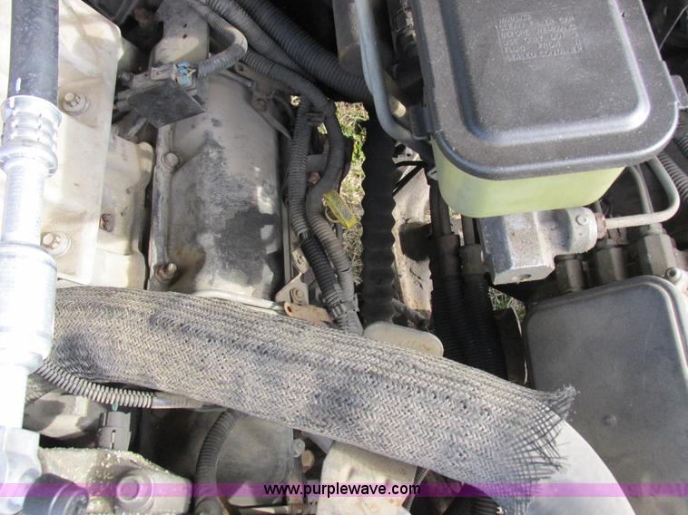 image for item L4202 1998 Chevrolet 3500 pickup truck