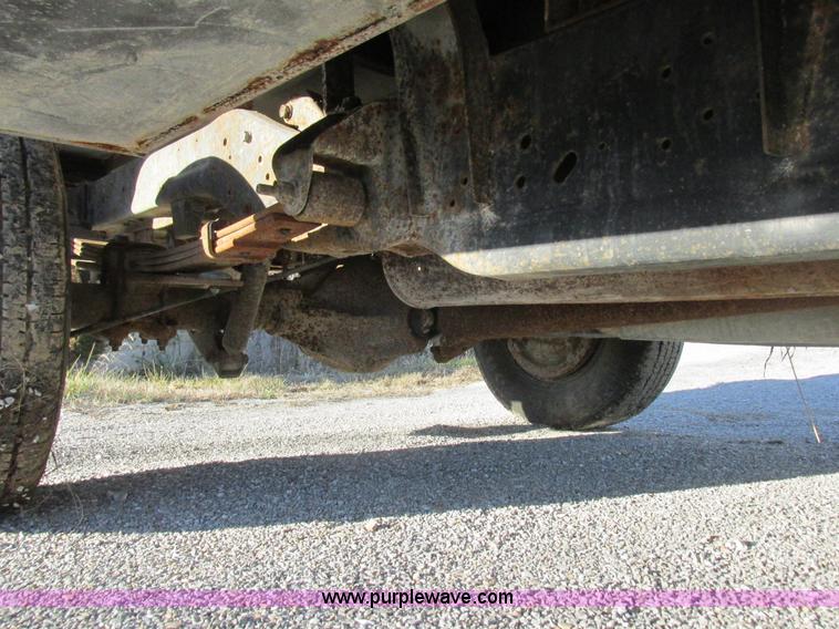 image for item L4219 1999 Dodge Ram 2500 utility truck