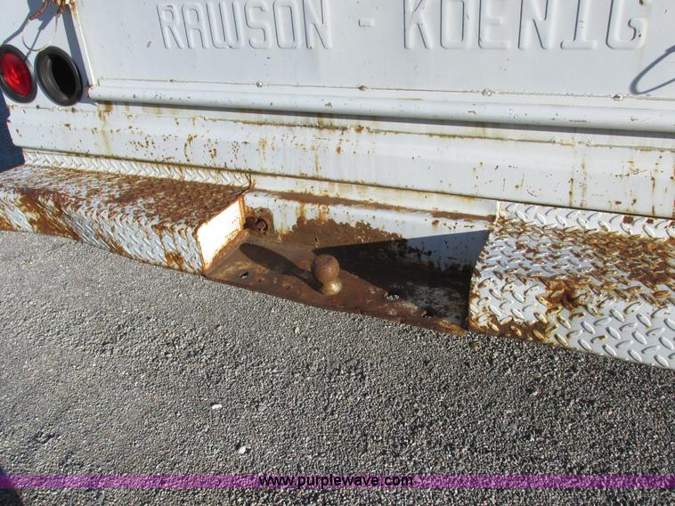 image for item L4219 1999 Dodge Ram 2500 utility truck