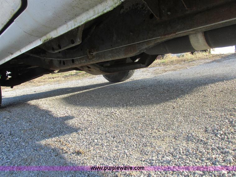 image for item L4219 1999 Dodge Ram 2500 utility truck