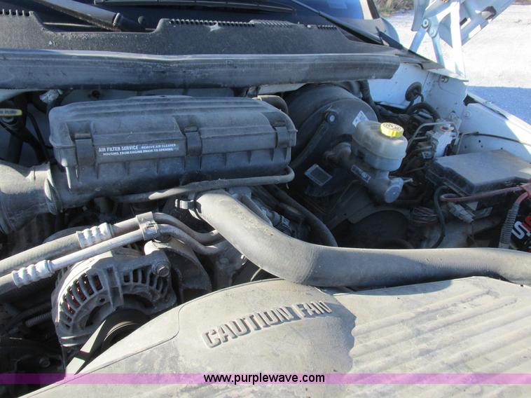 image for item L4219 1999 Dodge Ram 2500 utility truck