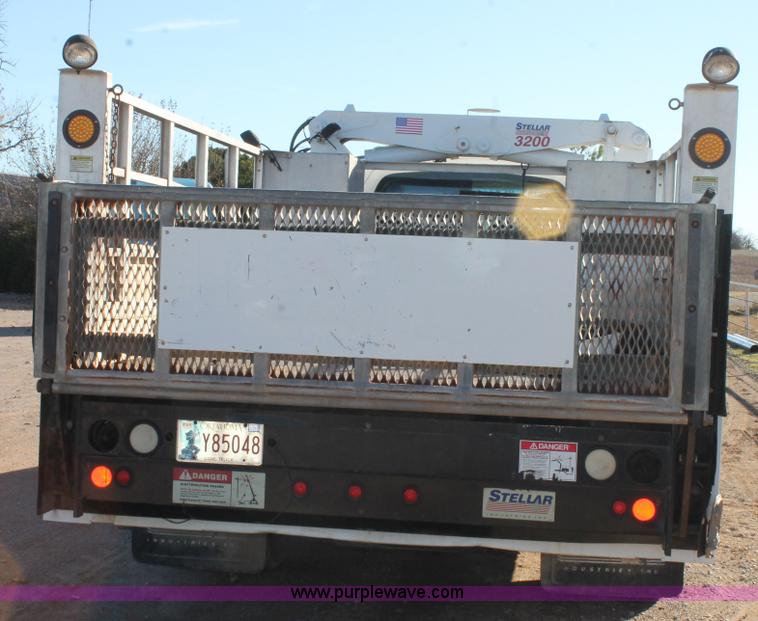 image for item L4476 2005 Chevrolet C5500 service truck