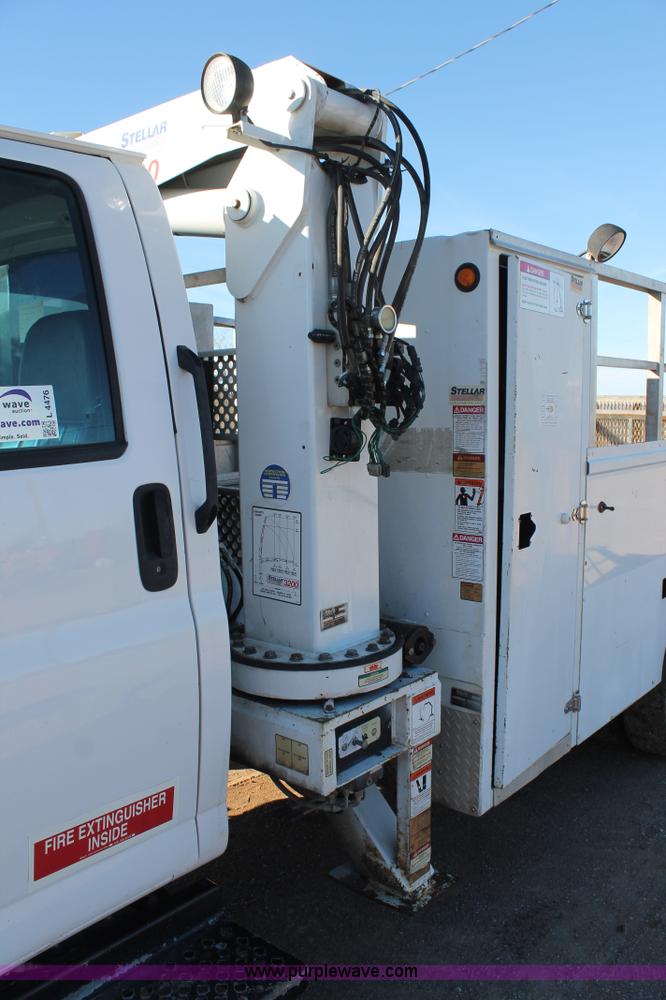 image for item L4476 2005 Chevrolet C5500 service truck