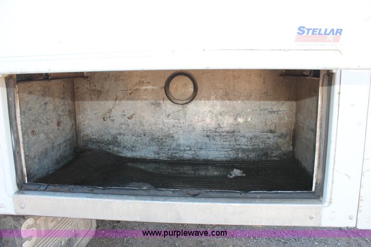 image for item L4476 2005 Chevrolet C5500 service truck