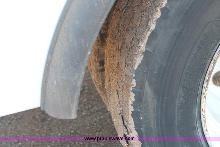 image for item L4476 2005 Chevrolet C5500 service truck