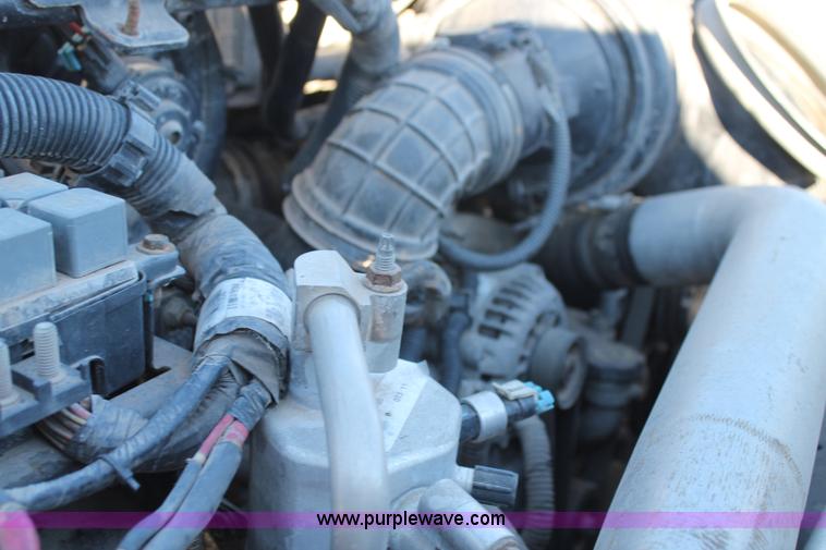 image for item L4476 2005 Chevrolet C5500 service truck