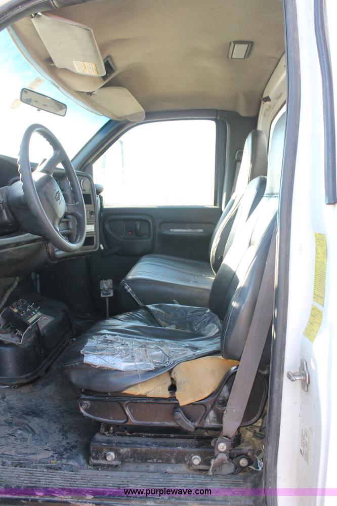 image for item L4476 2005 Chevrolet C5500 service truck