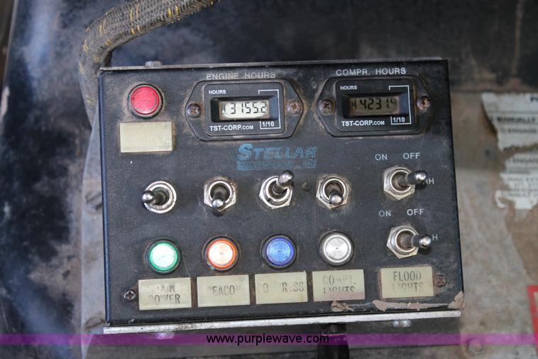 image for item L4476 2005 Chevrolet C5500 service truck