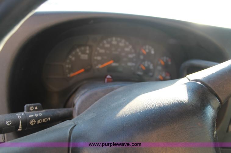 image for item L4476 2005 Chevrolet C5500 service truck