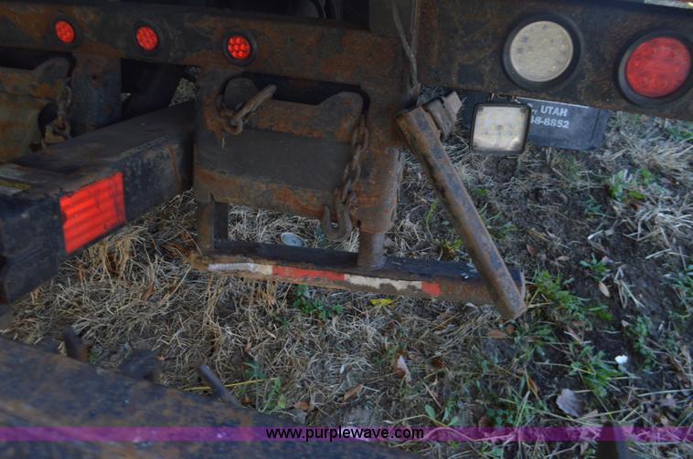 image for item L4508 2006 Chevrolet rollback truck