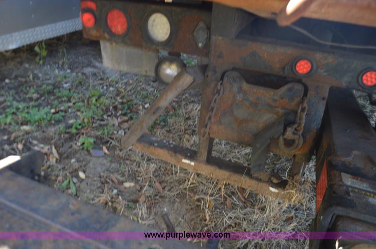 image for item L4508 2006 Chevrolet rollback truck