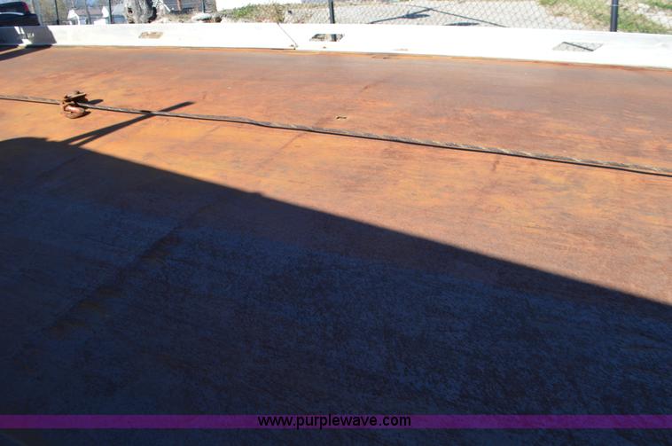 image for item L4508 2006 Chevrolet rollback truck