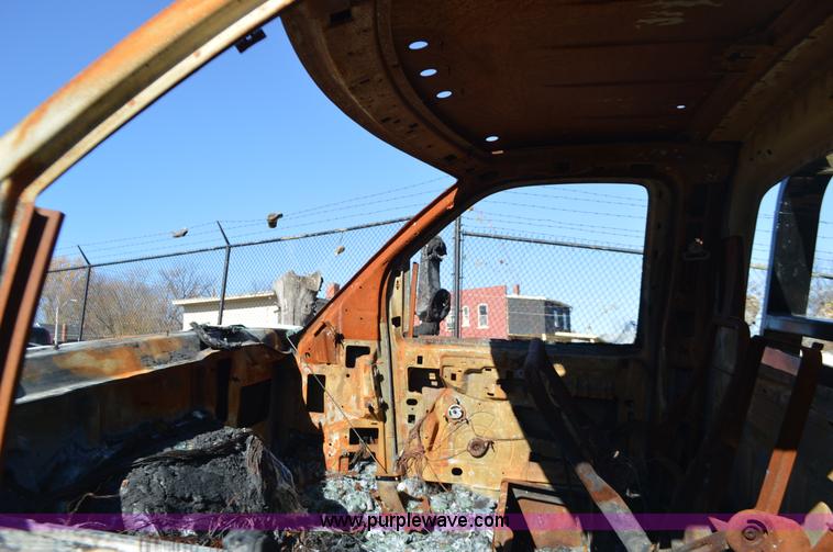 image for item L4508 2006 Chevrolet rollback truck