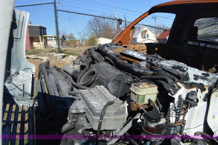 image for item L4508 2006 Chevrolet rollback truck