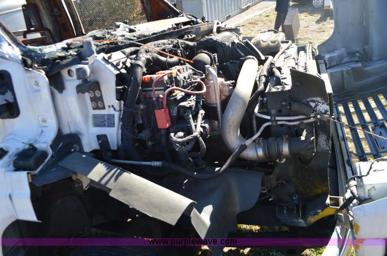 image for item L4508 2006 Chevrolet rollback truck