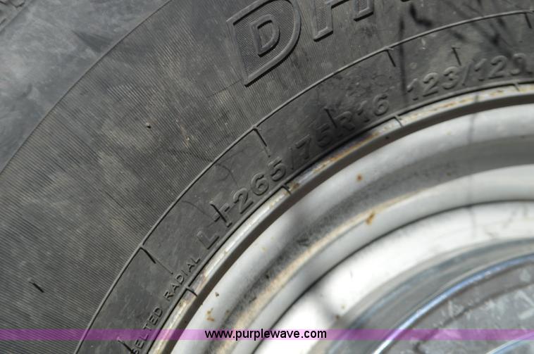 image for item L4514 1993 Ford F250 pickup truck