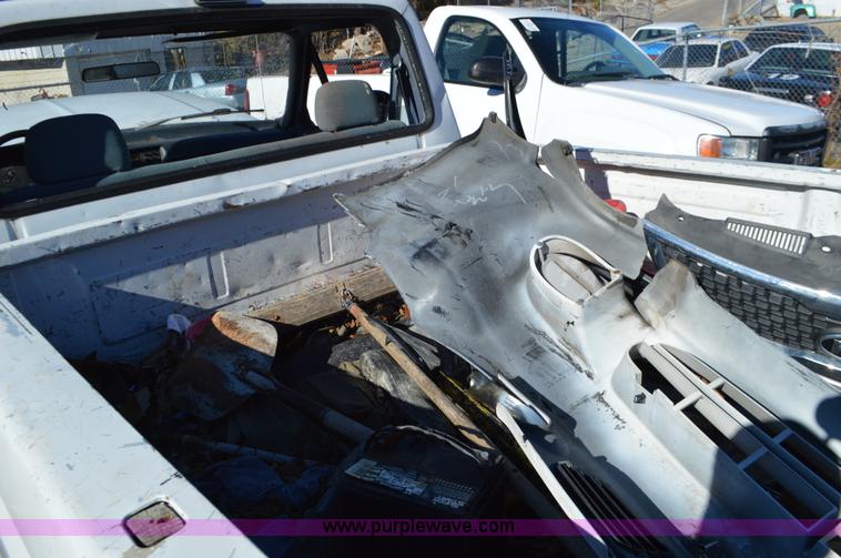 image for item L4514 1993 Ford F250 pickup truck