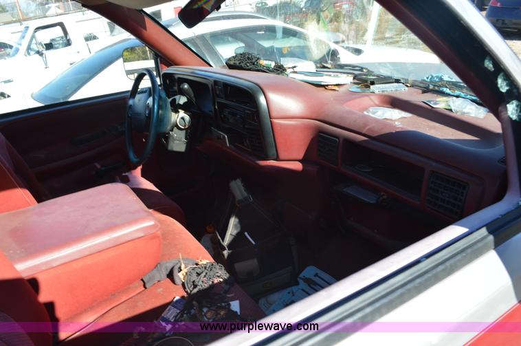 image for item L4517 1995 Dodge Ram 1500 pickup truck