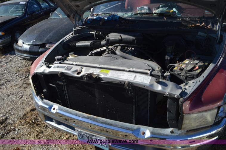 image for item L4517 1995 Dodge Ram 1500 pickup truck