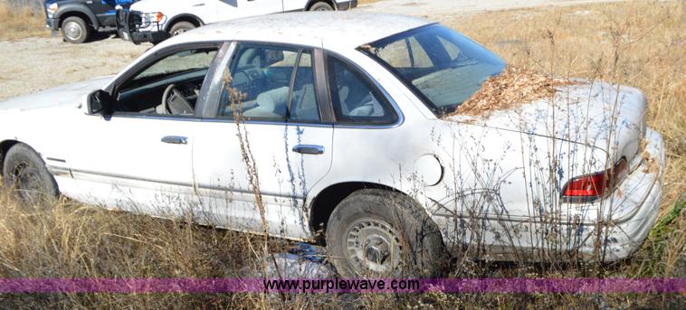 image for item L4520 1993 Ford Crown Victoria