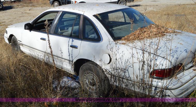 image for item L4520 1993 Ford Crown Victoria