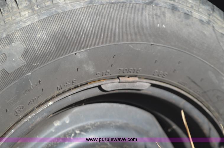 image for item L4520 1993 Ford Crown Victoria